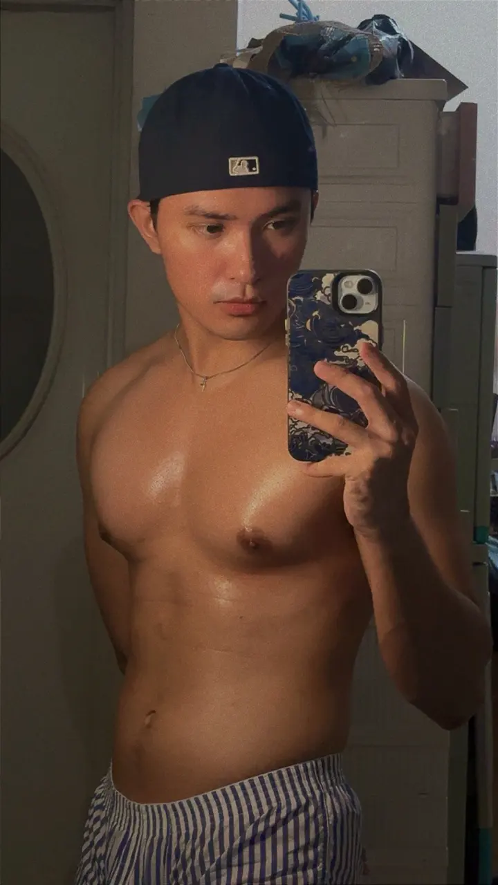 รูปหล่อเร้าอารมณ์ . 13