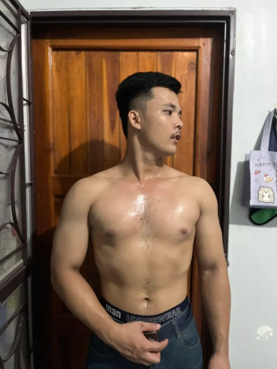 กล้ามแน่นน่ากัด