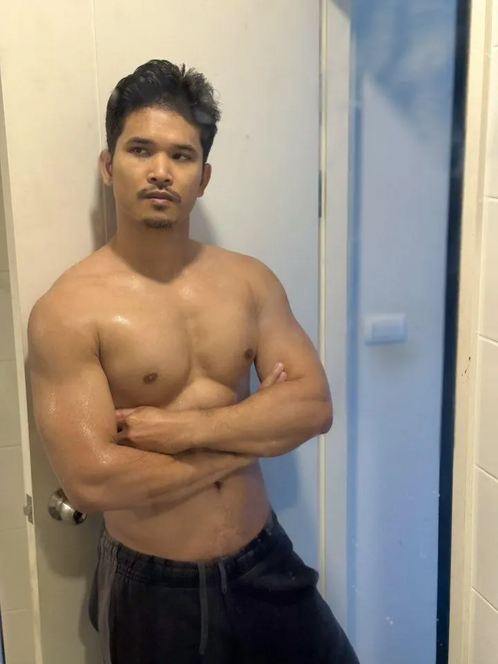 กล้ามแน่นน่ากัด