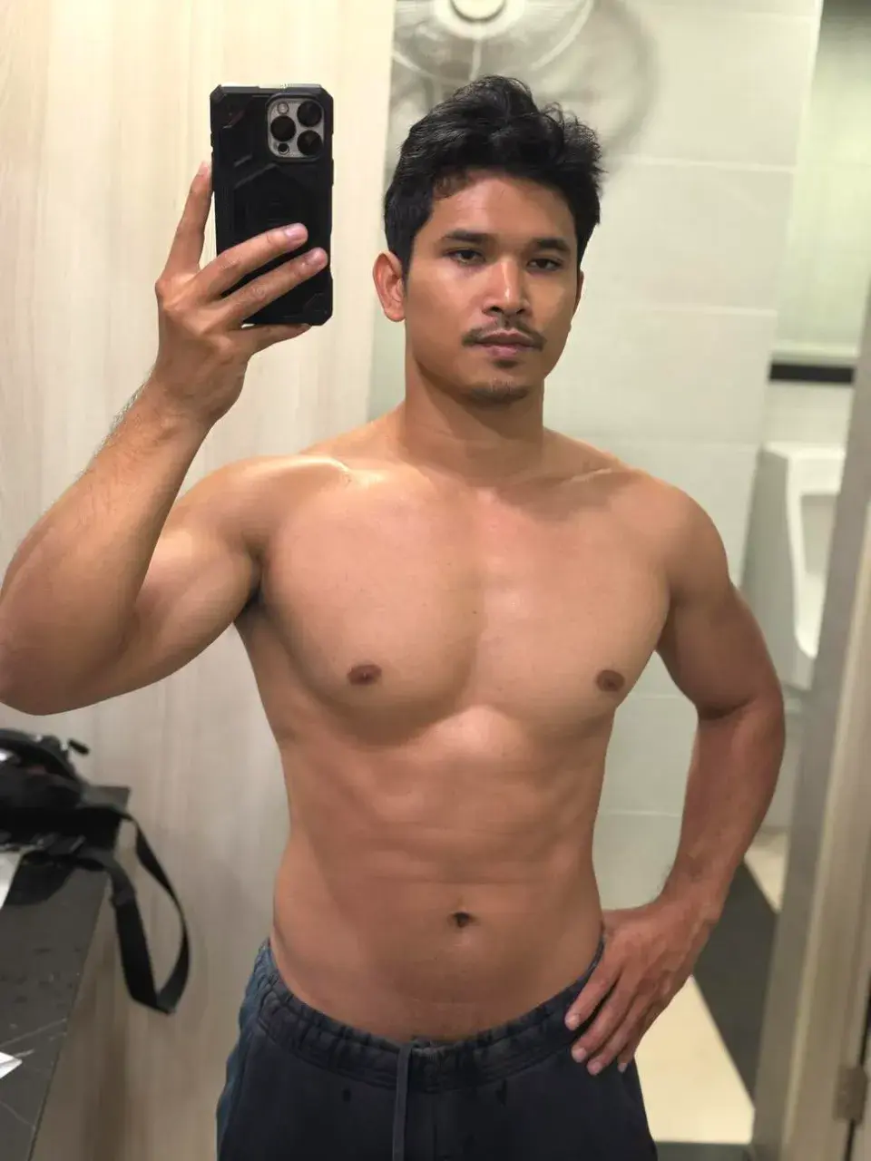 แน่นๆอกแน่นๆ