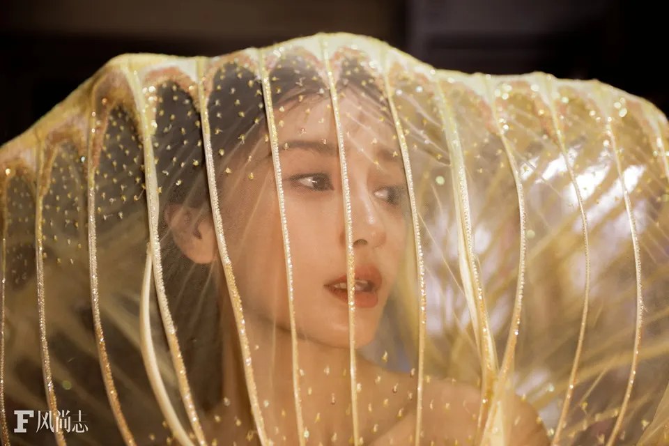 Angelababy @ F风尚志 China November 2025