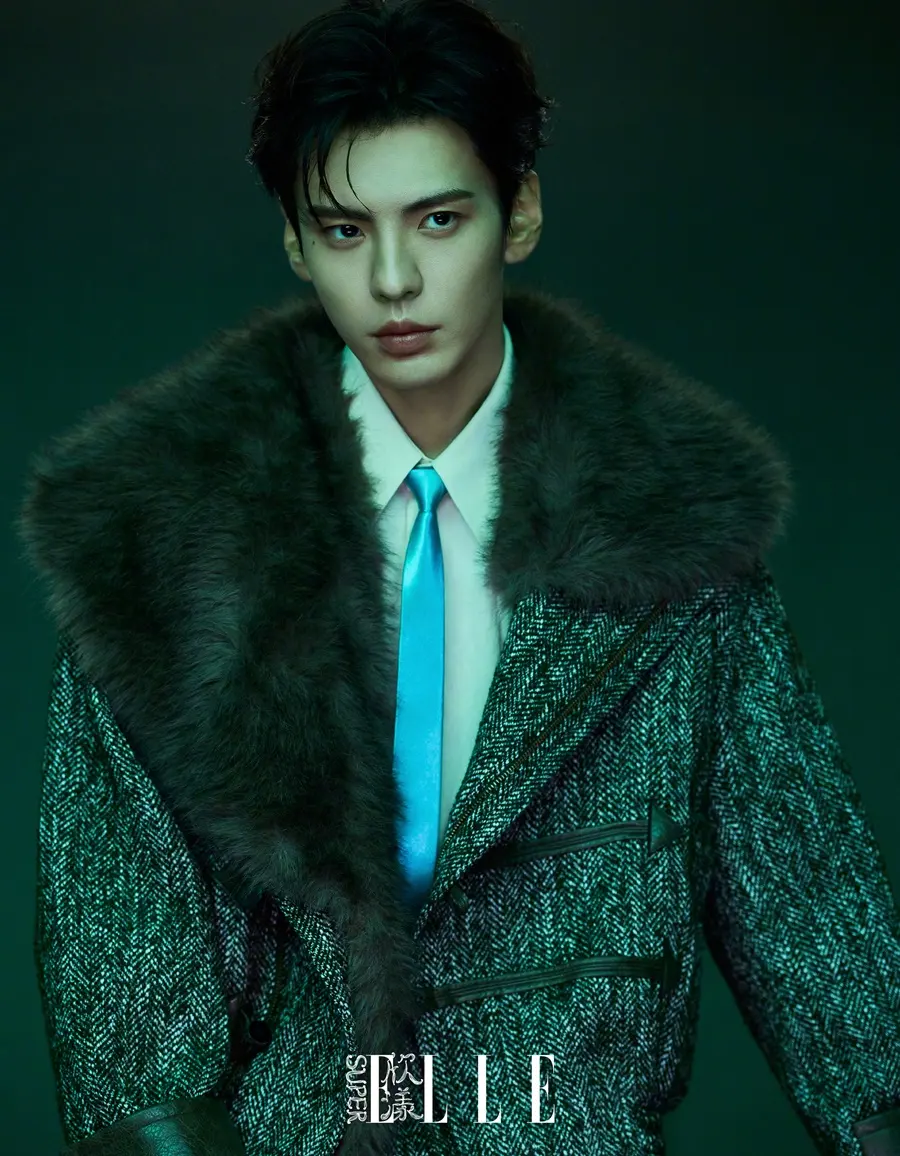 Bi Wenjun @ SuperELLE China September 2025