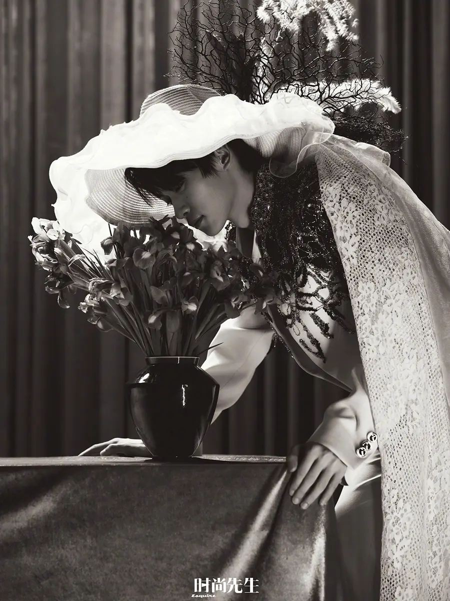 Ziyu @ Esquire China October 2025