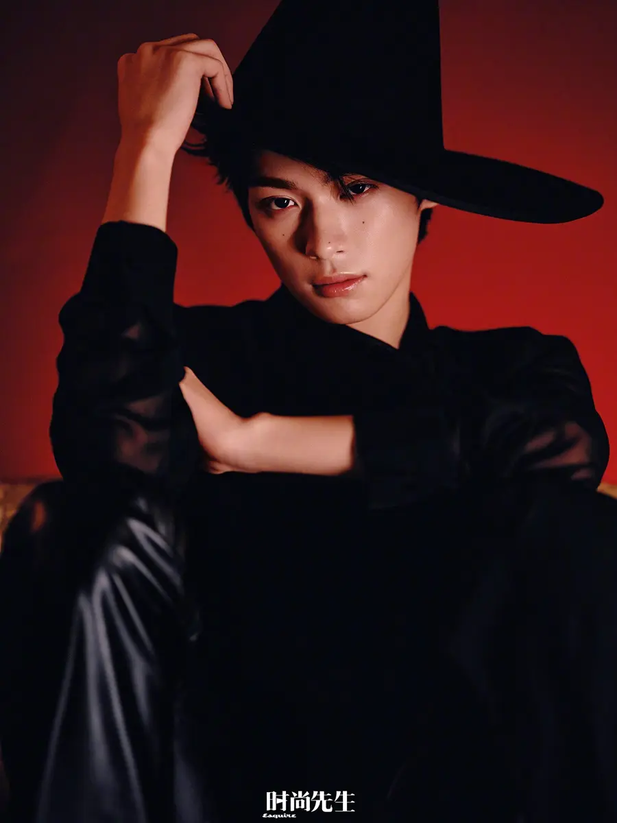 Ziyu @ Esquire China October 2025