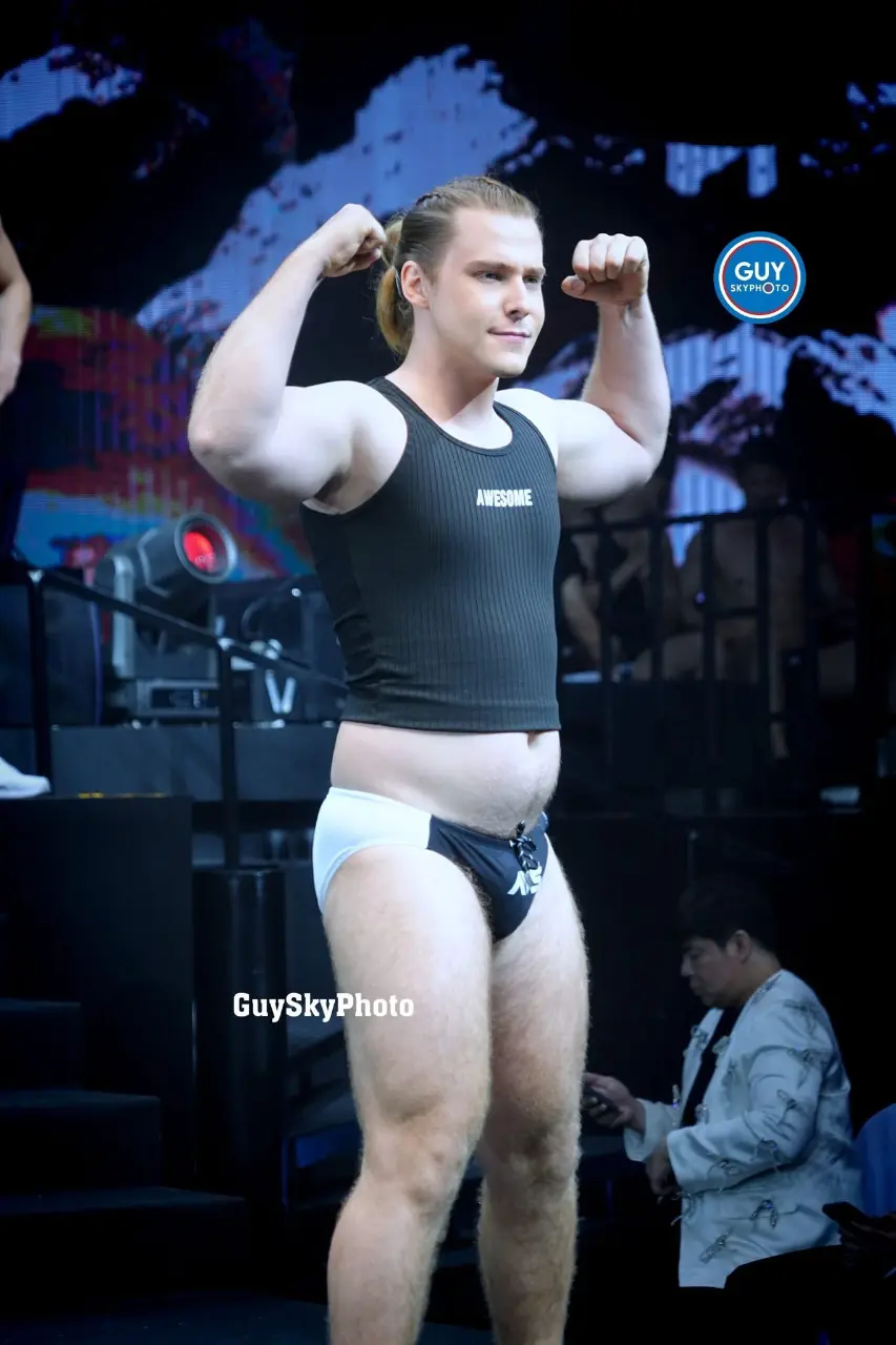 Man Hot Star International 2025