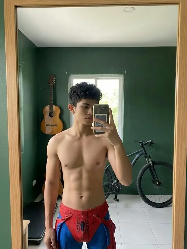 ถอดโชว์เรือนร่าง 2961