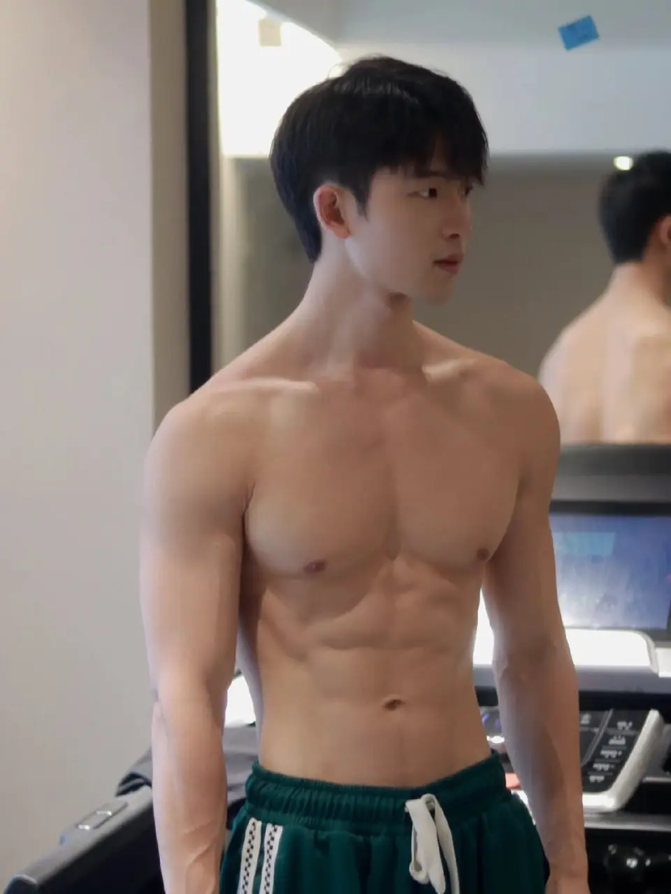 กล้ามคนหล่อ