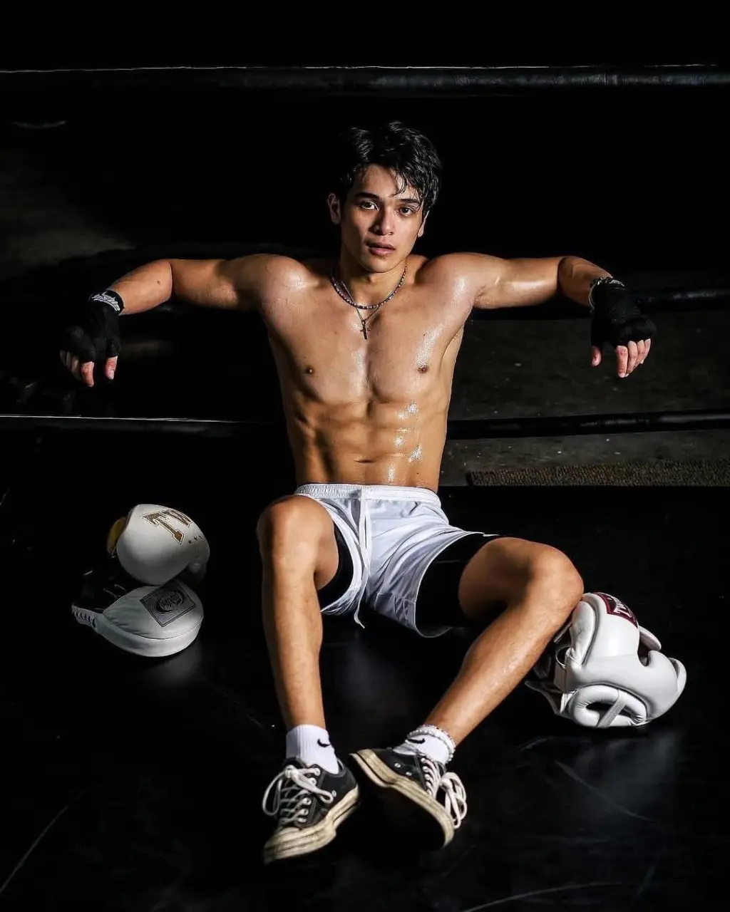 กล้ามคนหล่อ