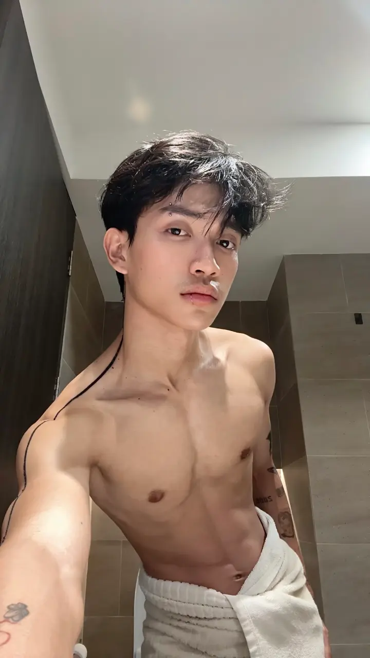 กล้ามคนหล่อ 1