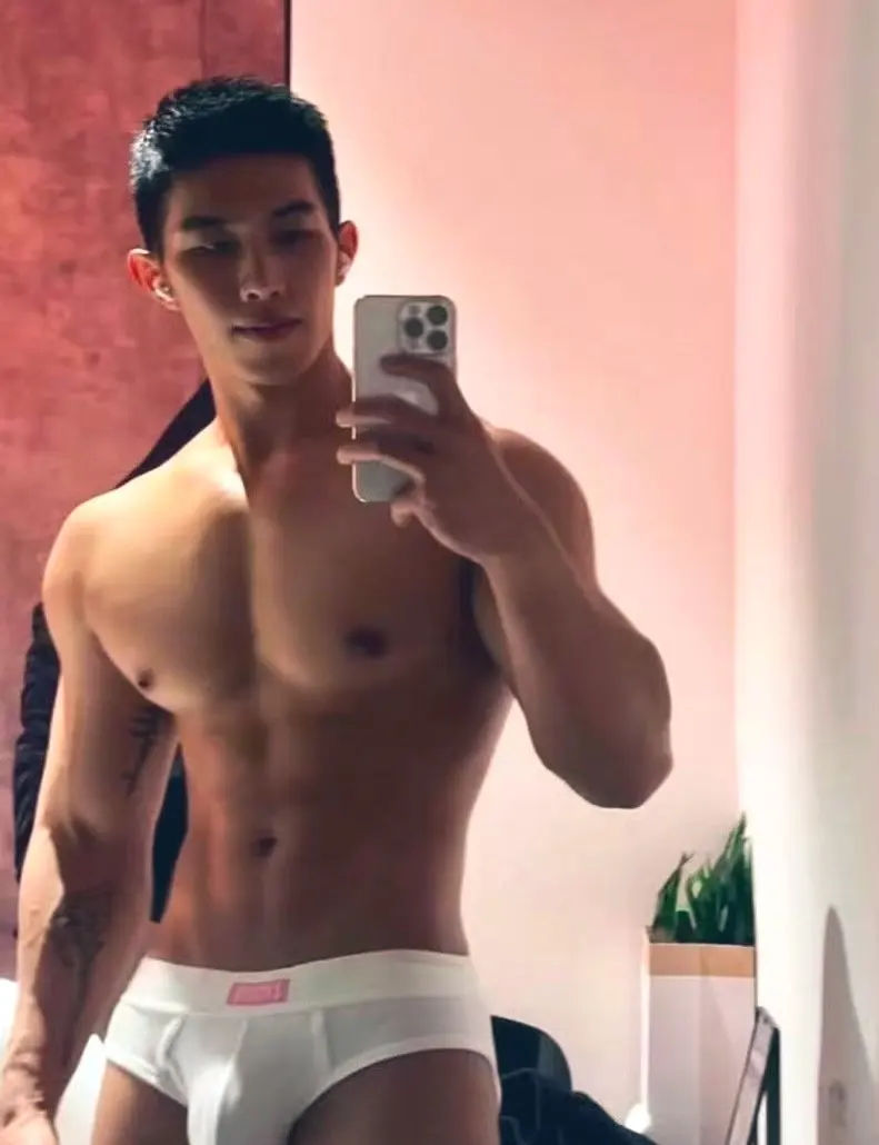 กล้ามคนหล่อ 2