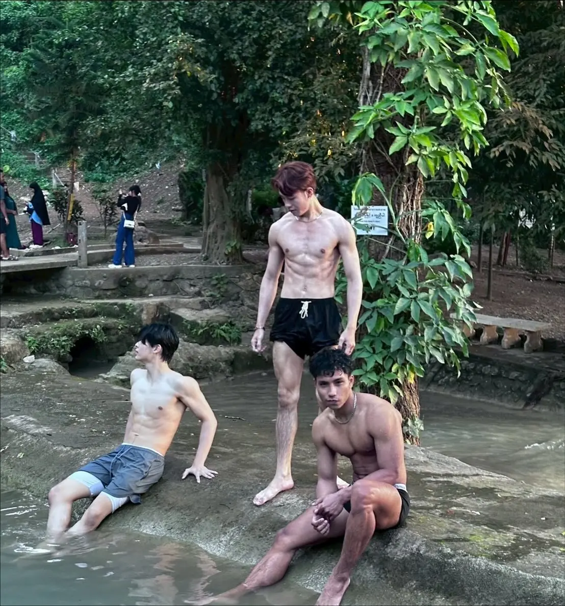 กล้ามคนหล่อ 2