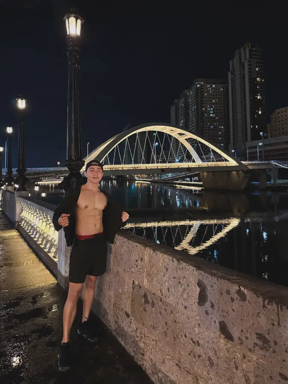 หนุ่มเวียดนาม