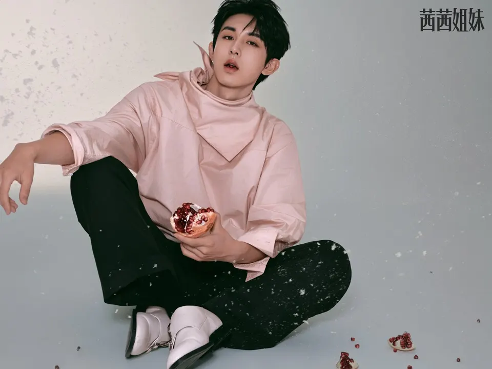 Guo Junchen @ CéCi China December 2025