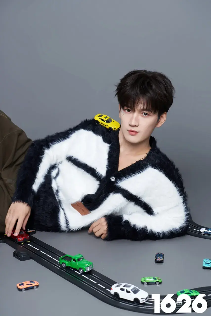 Qin Tianyu @ 1626 Magazine China November 2025