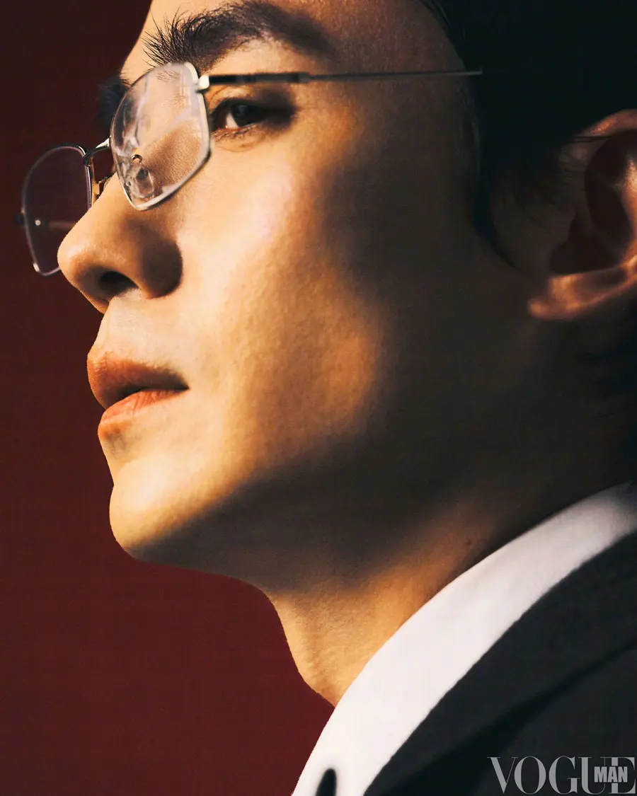 Zhu Yilong @ VOGUE Man China November 2025