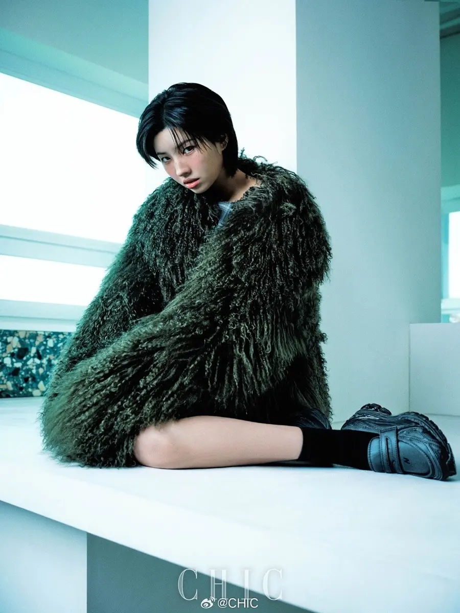 (i-dle) Soyeon @ CHIC China December 2025