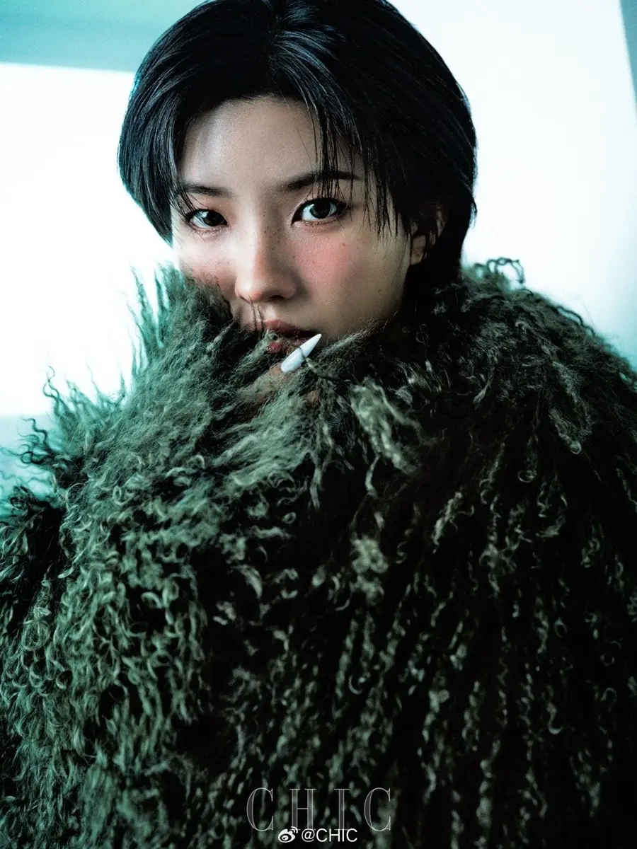 (i-dle) Soyeon @ CHIC China December 2025