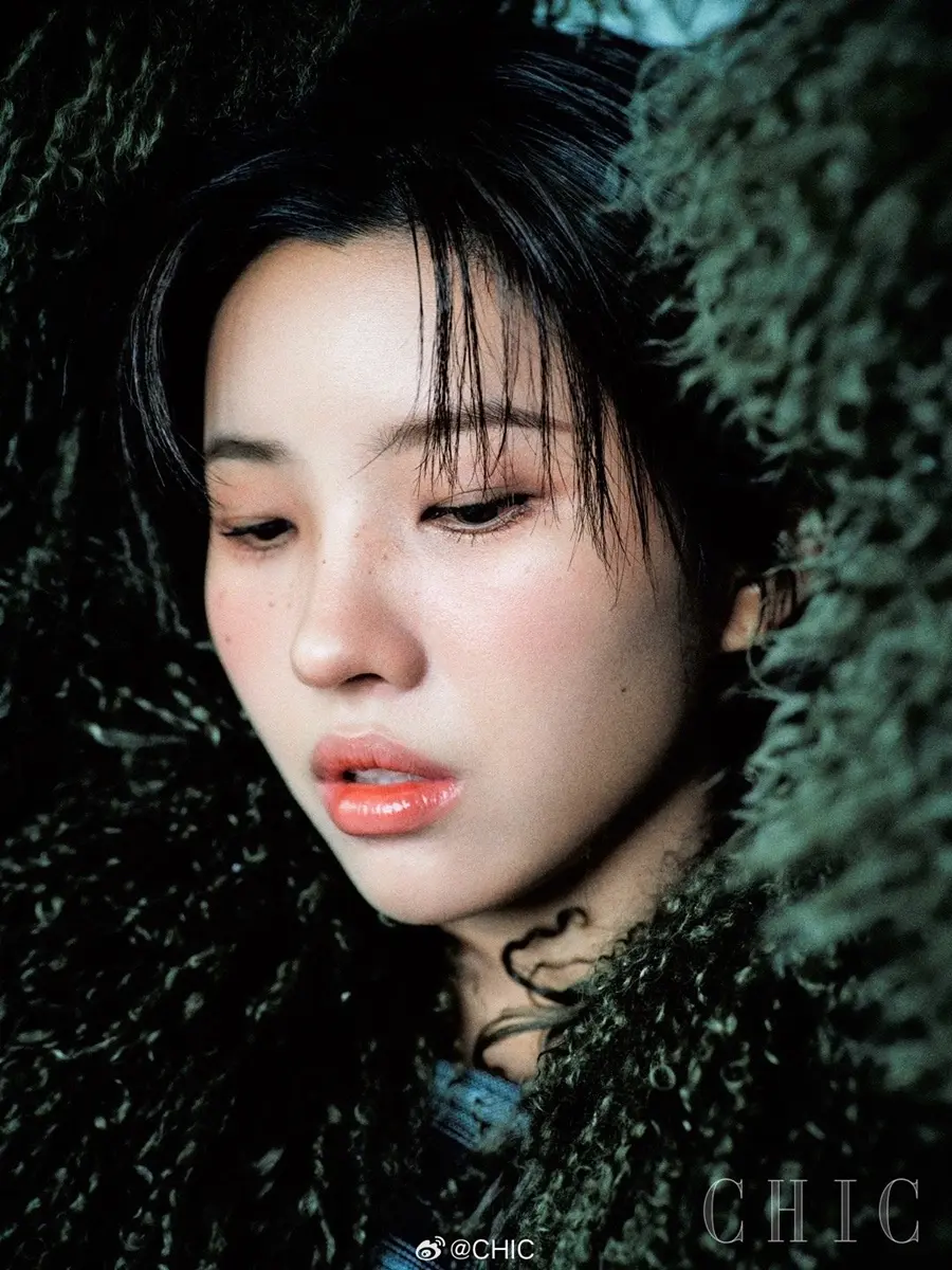 (i-dle) Soyeon @ CHIC China December 2025