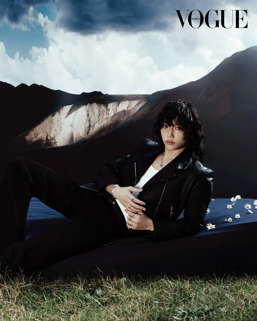 (Stray Kids) Felix @ VOGUE Korea December 2025