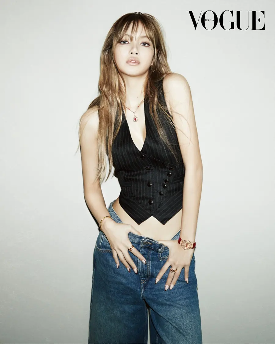 Lisa @ VOGUE Korea December 2025