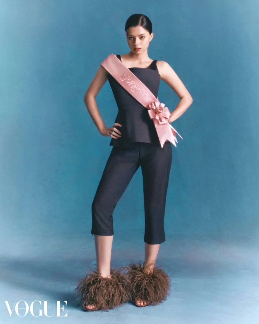 ฟรีน-สโรชา & เบ็คกี้-รีเบคก้า @ VOGUE Hong Kong December 2025