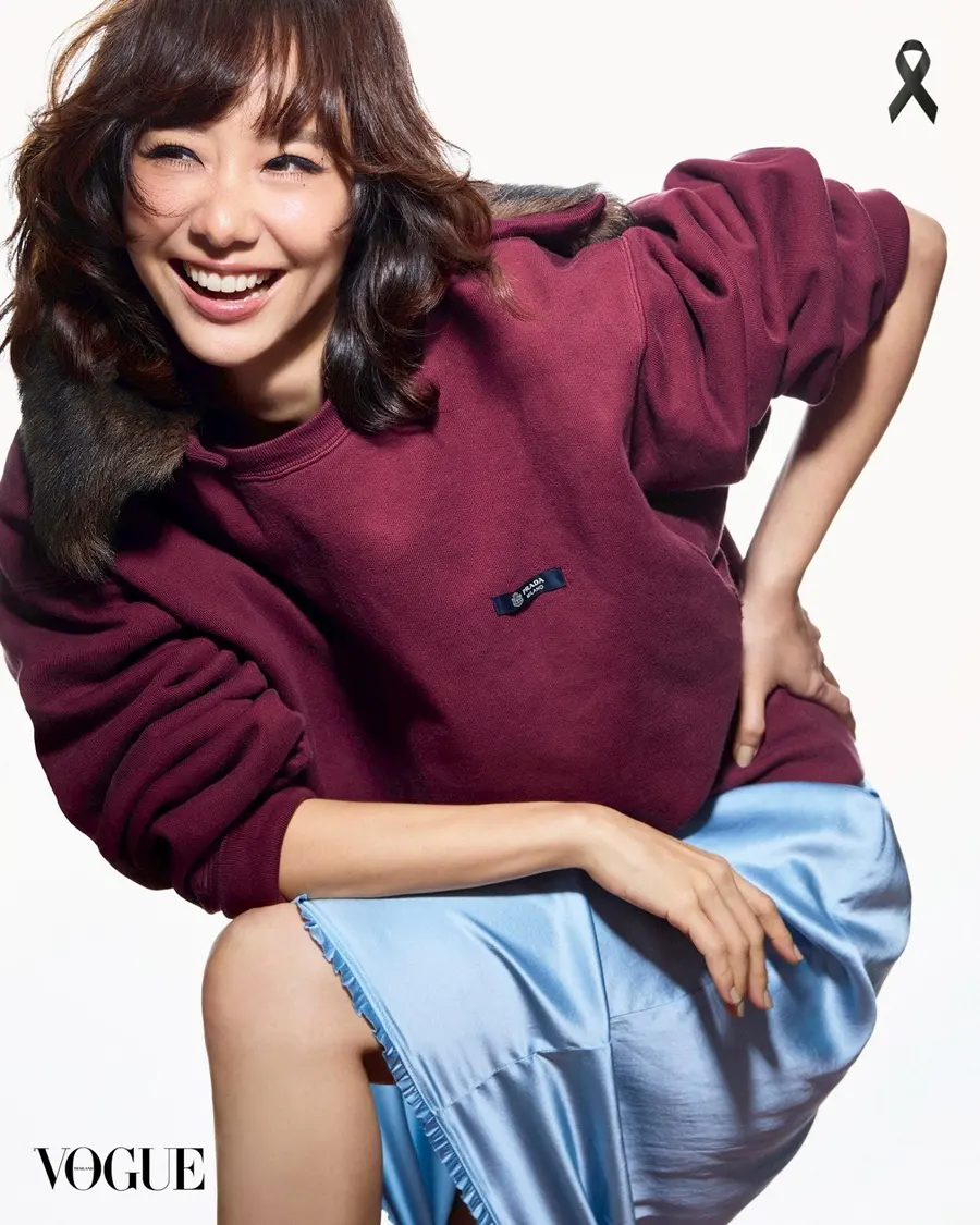 เต้ย-จรินทร์พร @ VOGUE Thailand November 2025