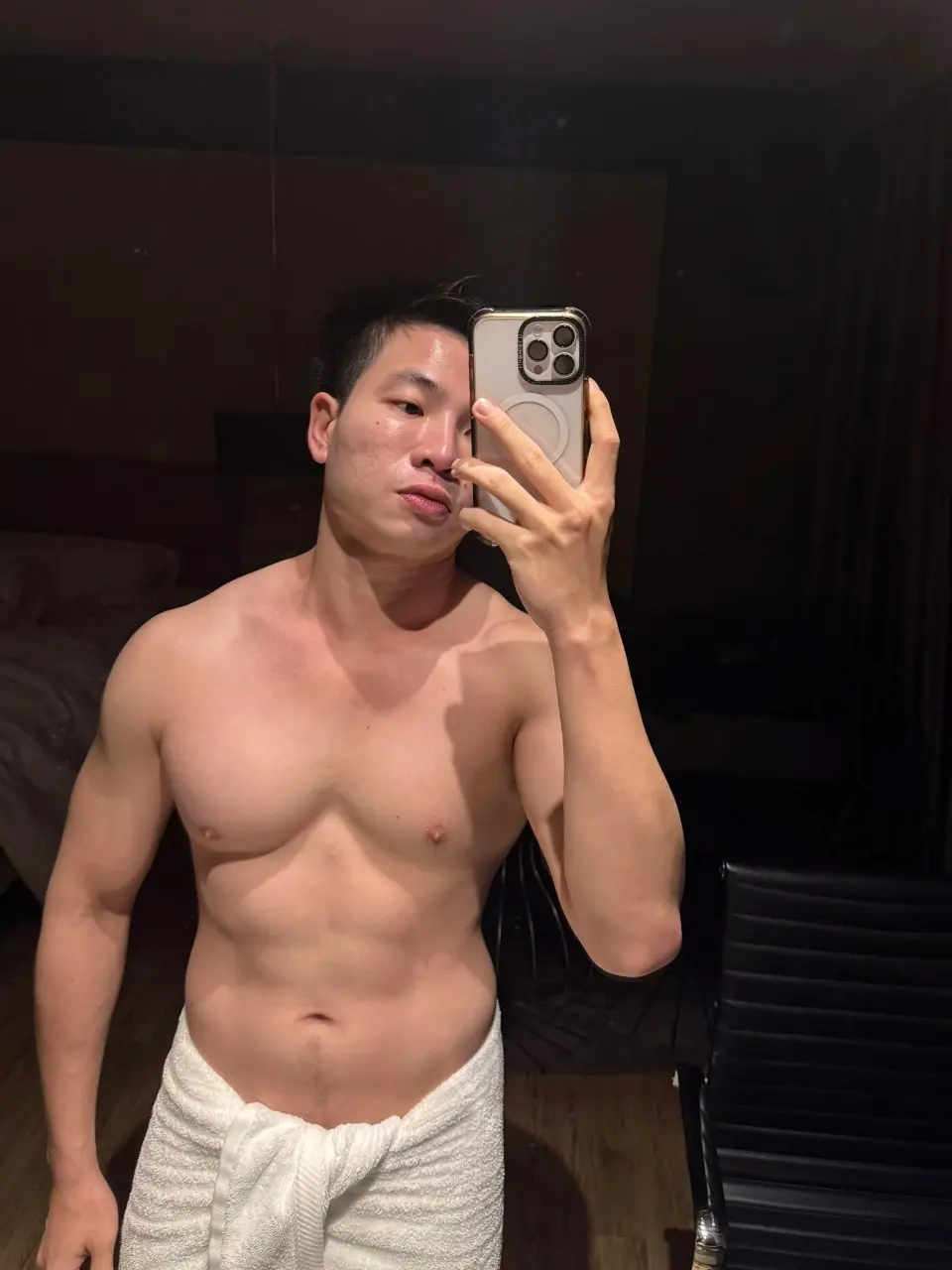 ถอดโชว์เรือนร่าง 2962