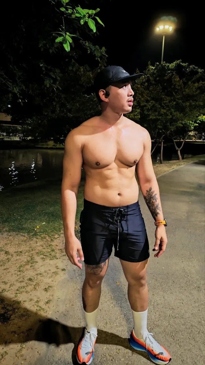 ถอดโชว์เรือนร่าง 2962