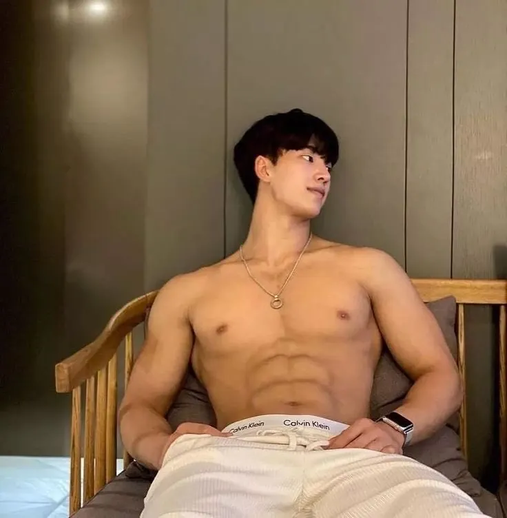 ถอดโชว์เรือนร่าง 2963