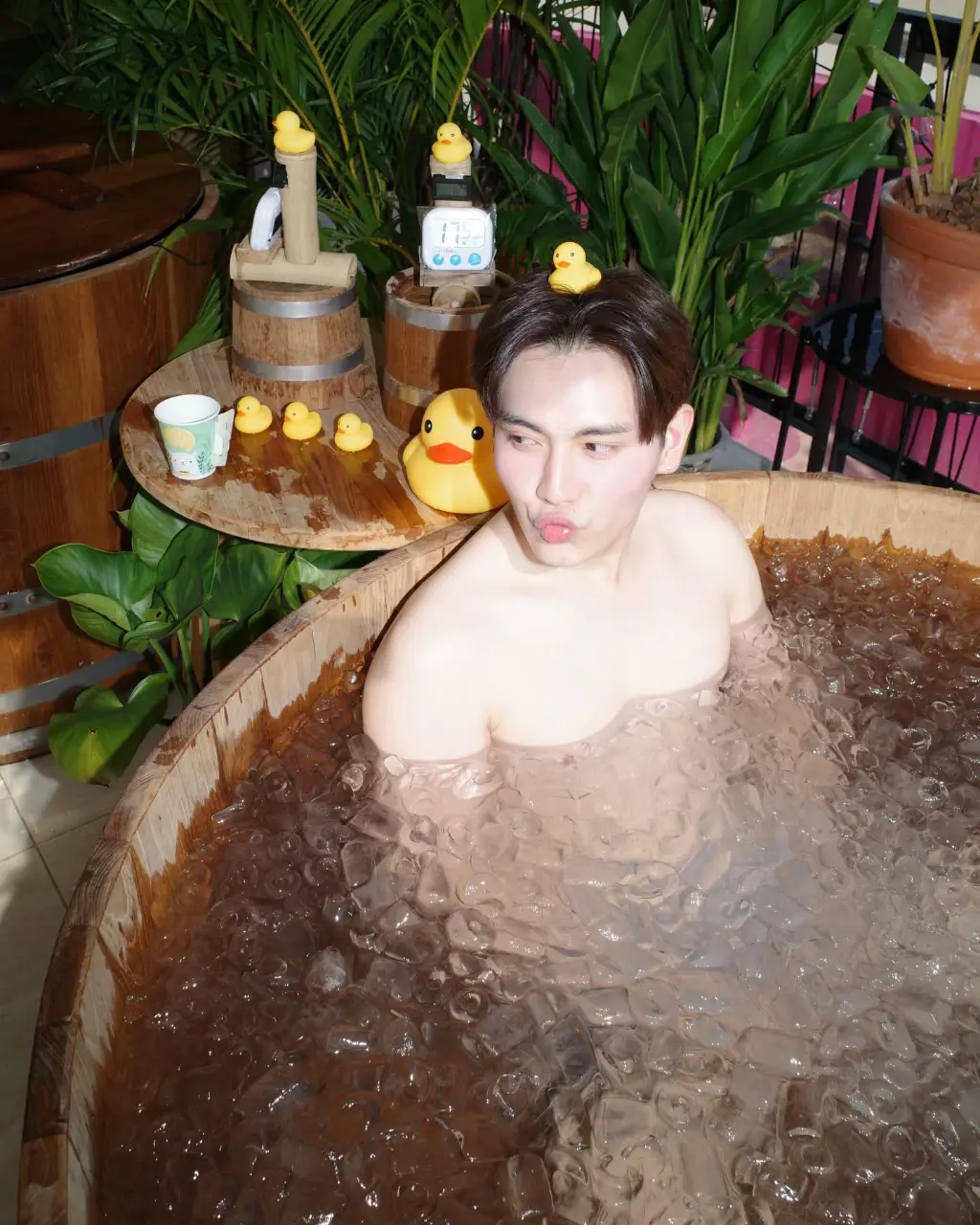 หล่อจั๊วะแสบตา><6