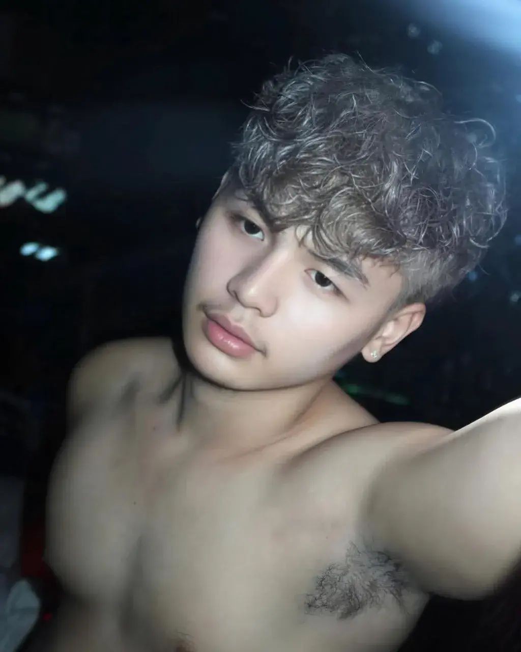 อยาก..ดม