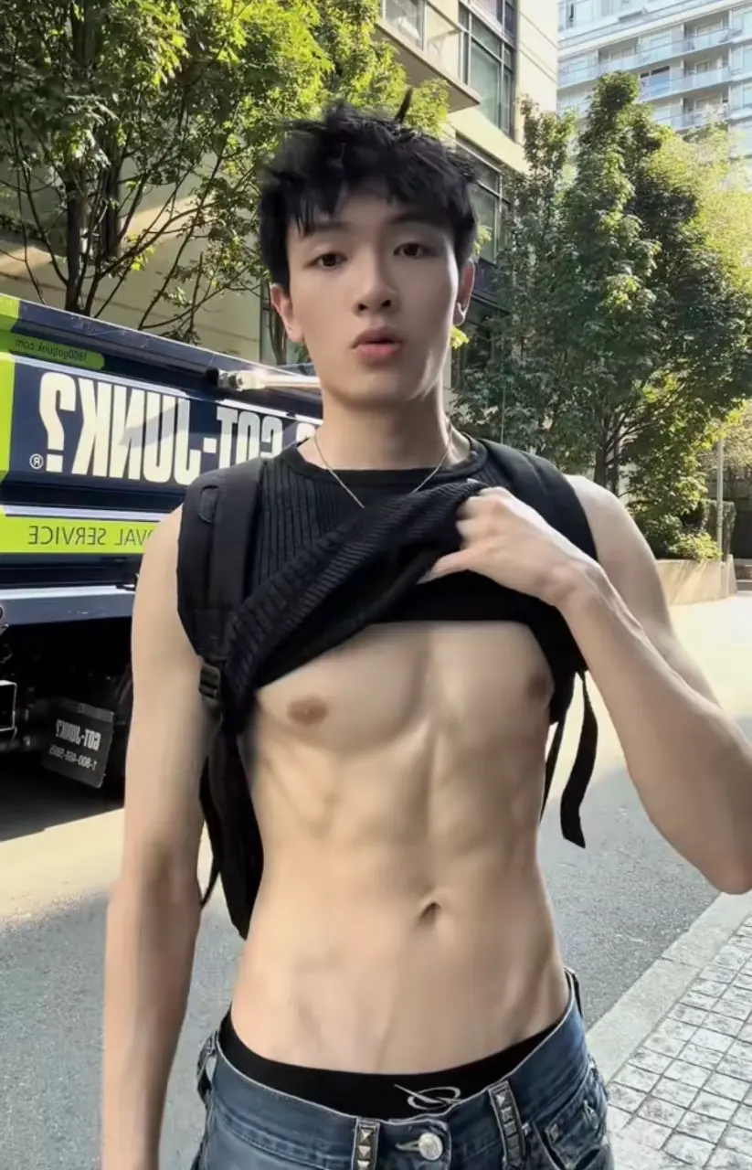 กล้ามคนหล่อ 3