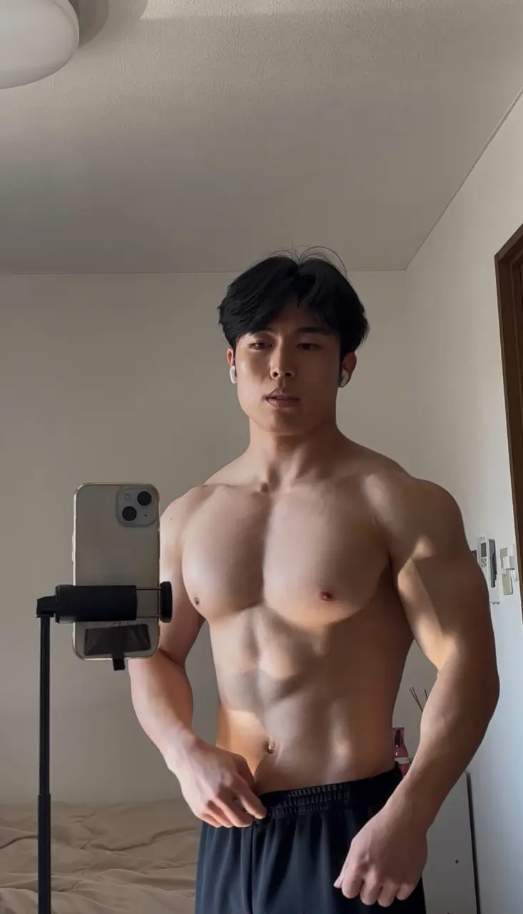 กล้ามคนหล่อ 4