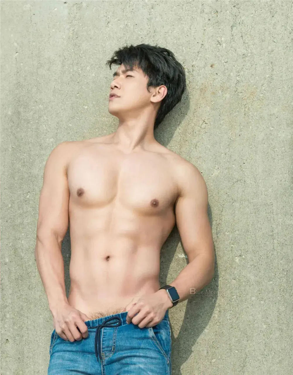 VIRILE NO.23 - JUSTIN