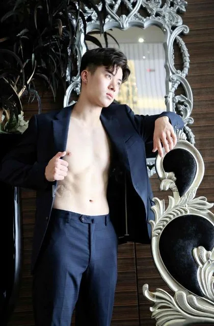 SALUTE TO THE YOUTH NO. (006)