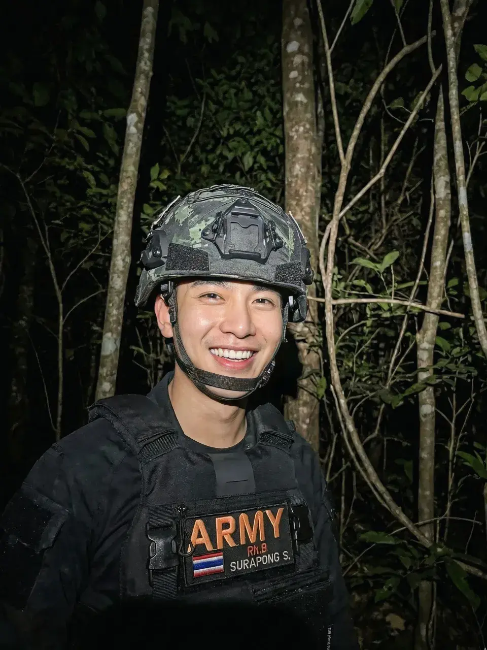 รักครูตำรวจทหาร