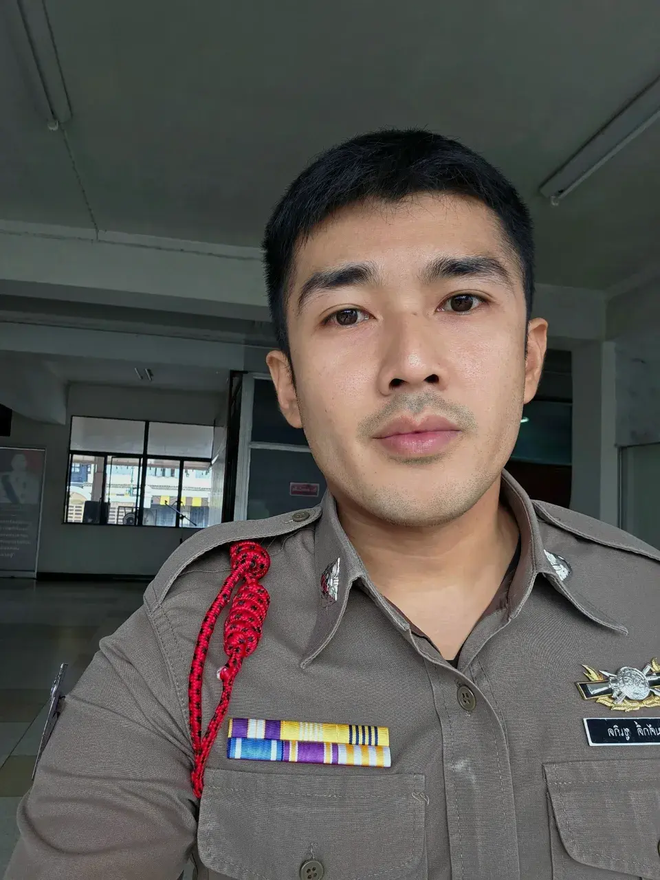 รักครูตำรวจทหาร