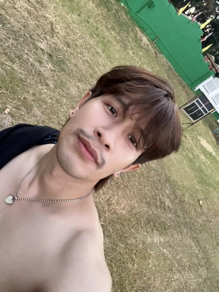 รักครูตำรวจทหาร