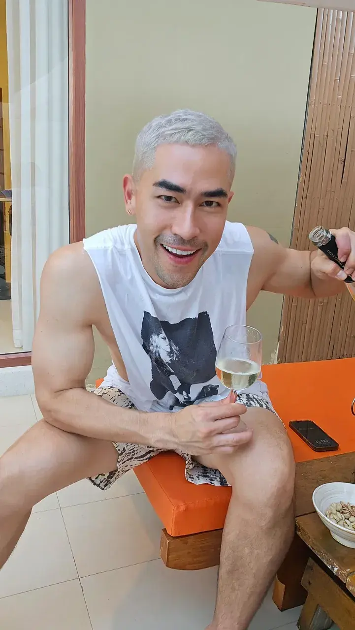 ยั่วไม่ยั้ง