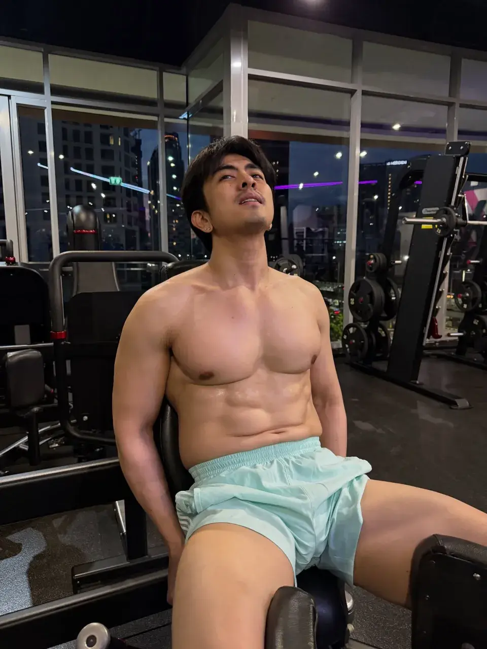 ยั่วไม่ยั้ง