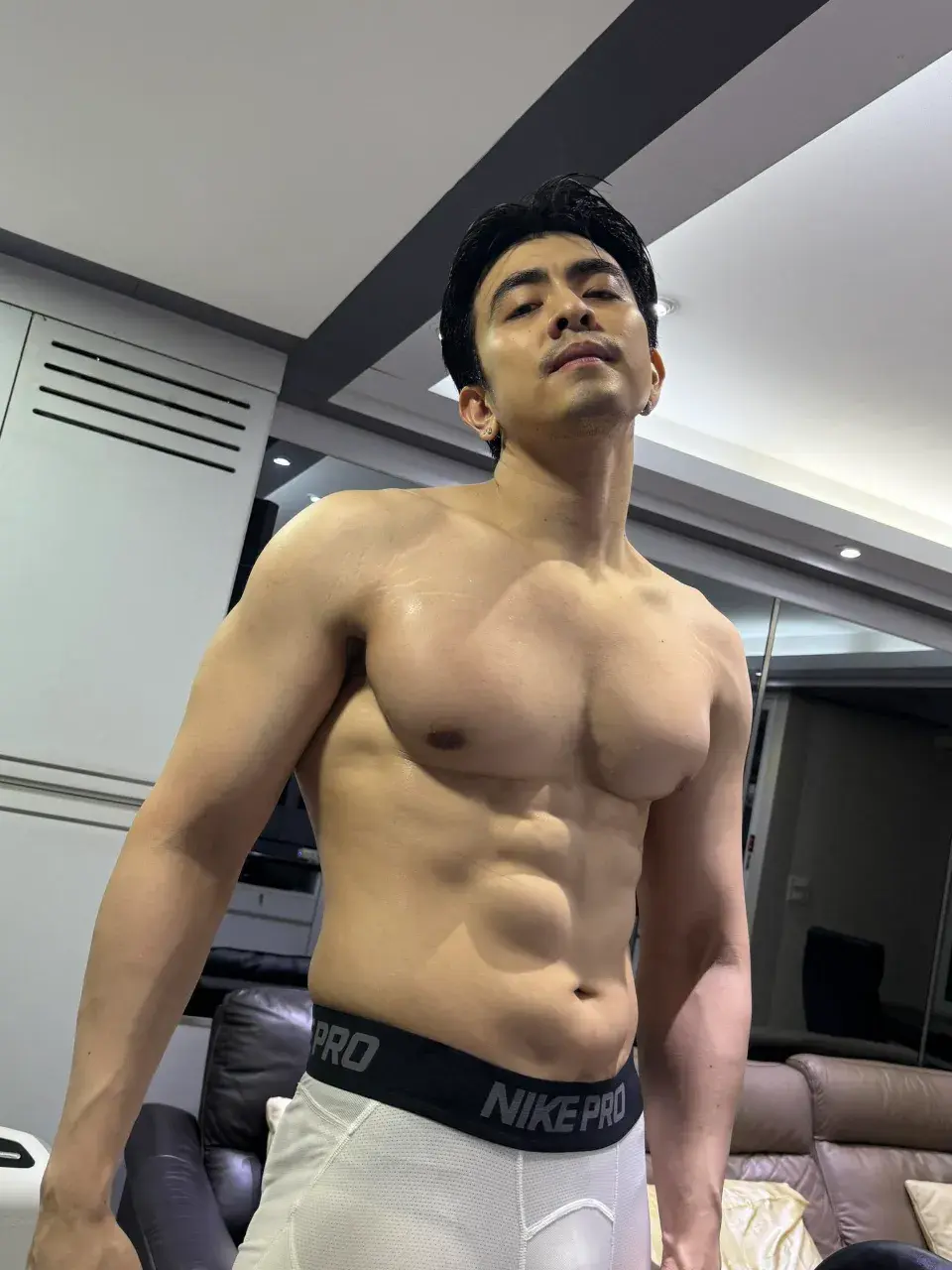 ยั่วไม่ยั้ง