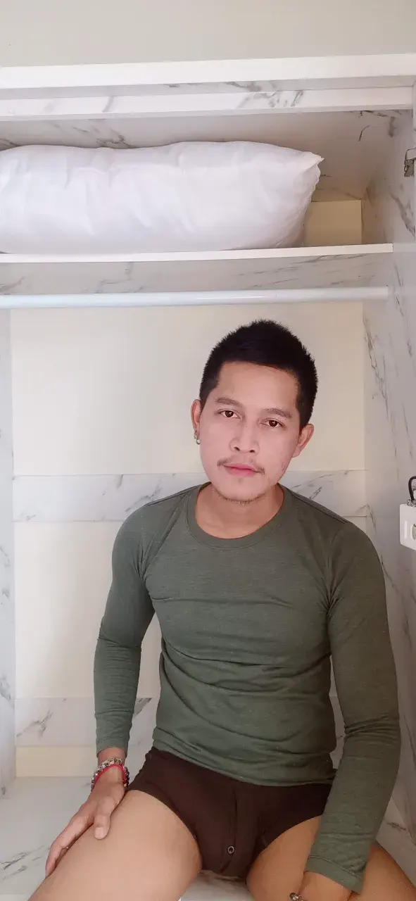 เป้าตุงเป็นลำ‼️