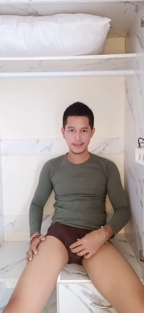 เป้าตุงเป็นลำ‼️