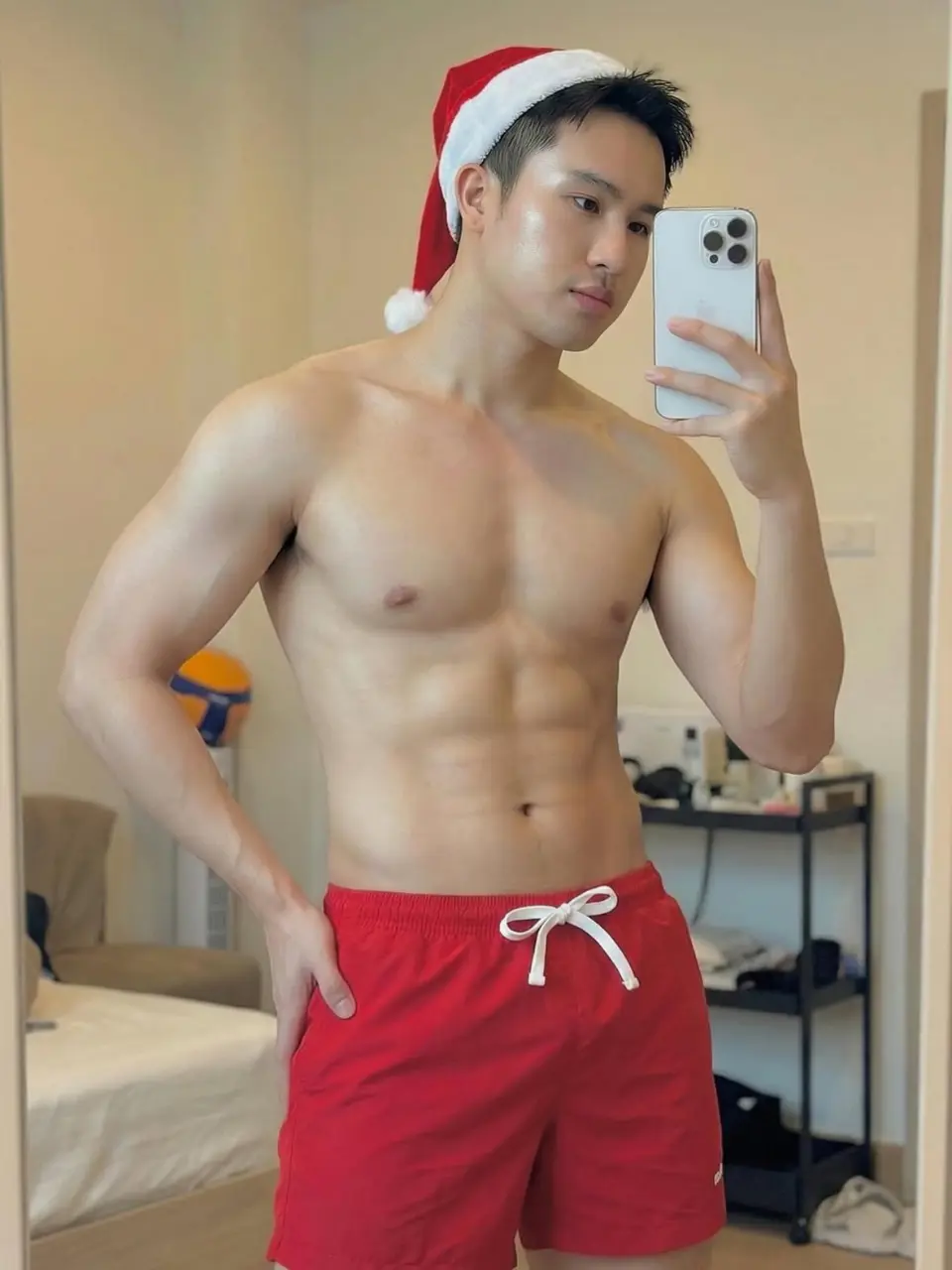 สุขสันต์วันคริสมาสต์ 2569