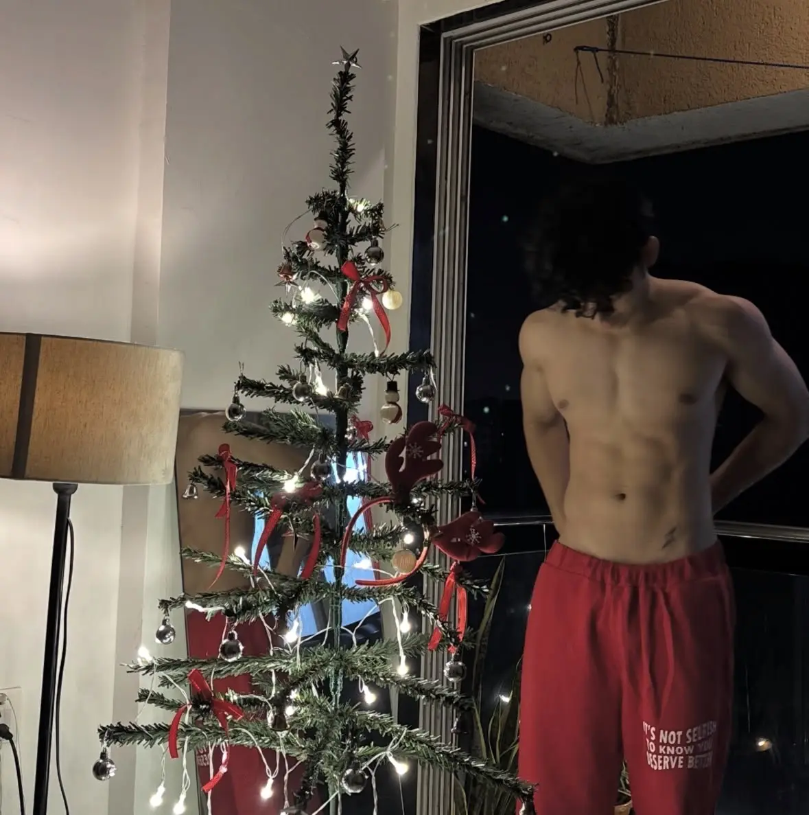 สุขสันต์วันคริสมาสต์ 2569