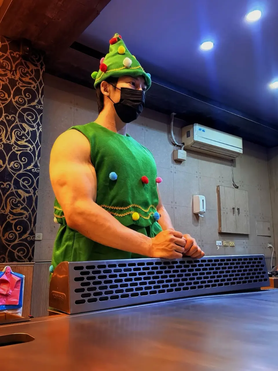 สุขสันต์วันคริสมาสต์ 2569