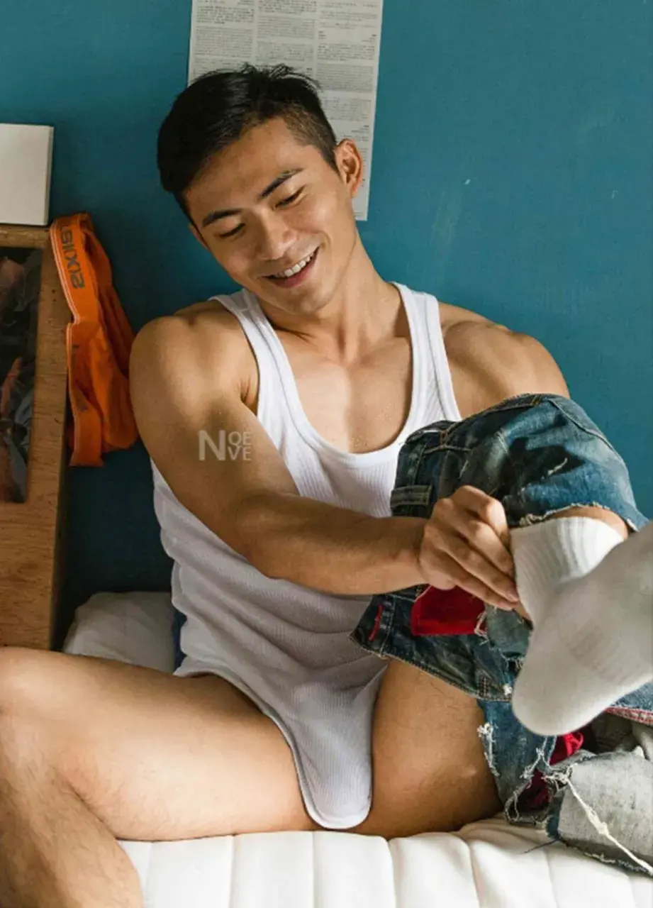 PAUSE NO.01 - CHUCK YOU