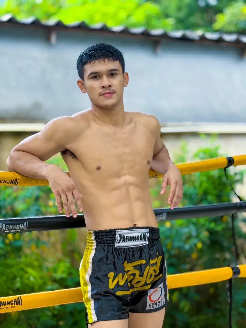 มวยโค้กยามเช้า