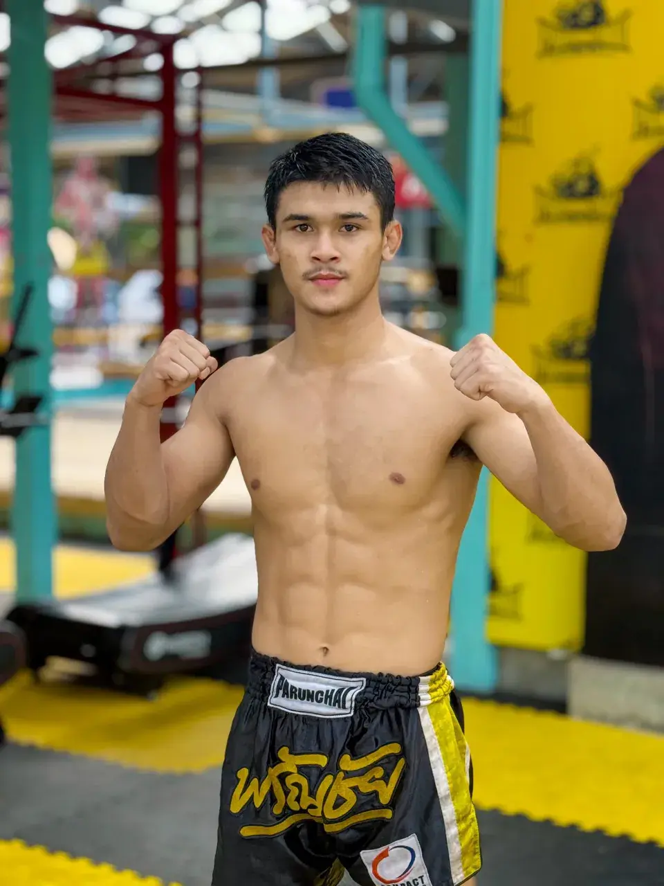 มวยโค้กยามเช้า