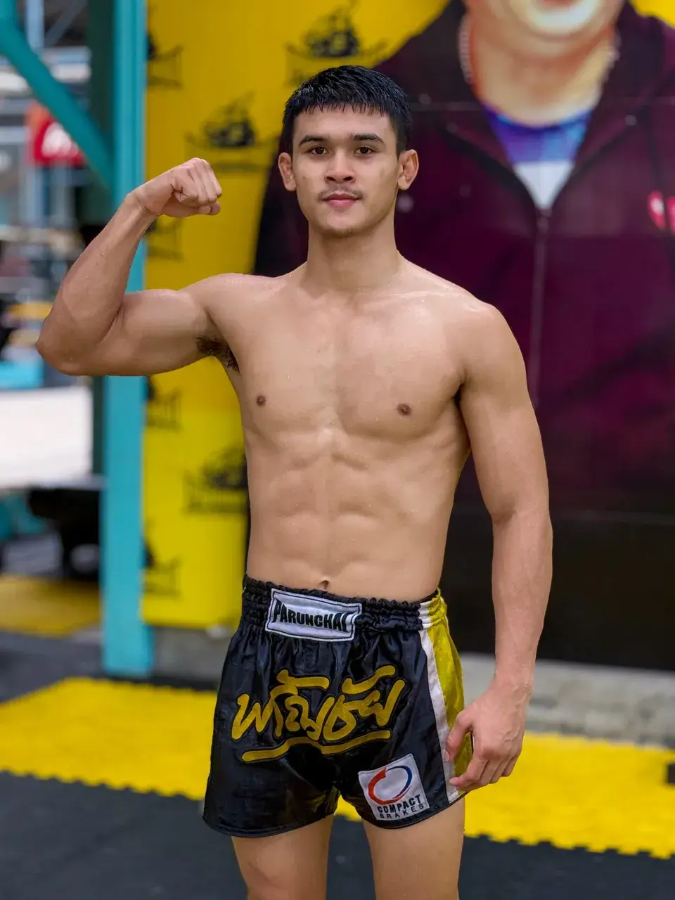 มวยโค้กยามเช้า